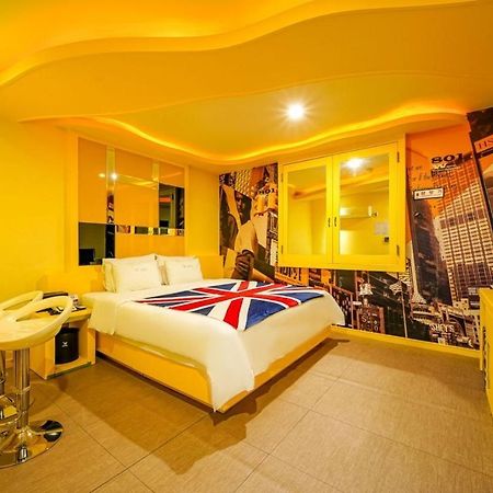 W Boutique Hotel Gimhae Eksteriør billede